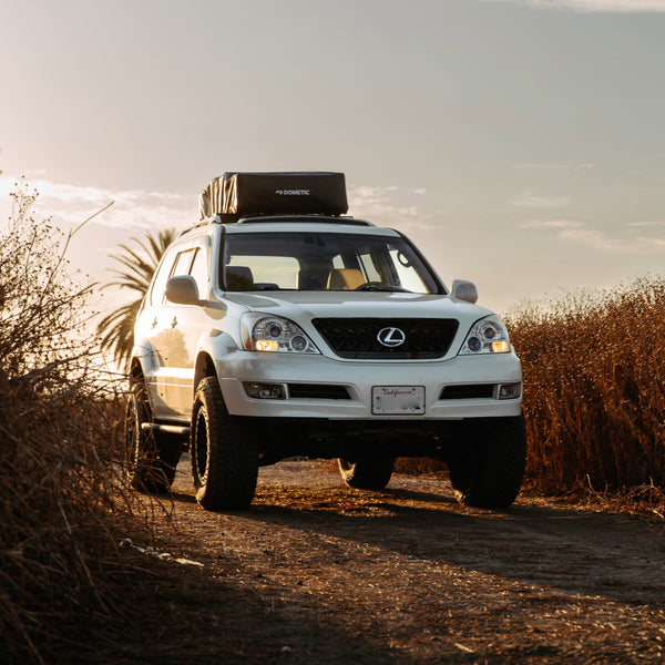 Upgrade Your Lexus GX470: Discover the Versatility of the GX470 Crossbars Kit!